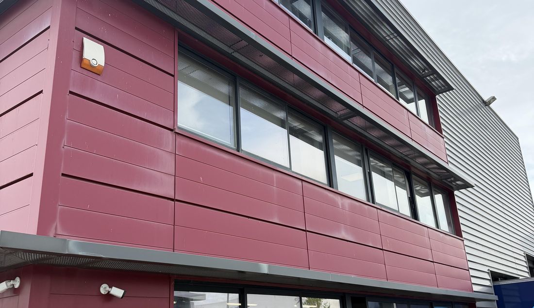 Façade avant nettoyage